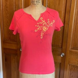 Columbia Coral Short Sleeve Tee with Yellow Swirl Design